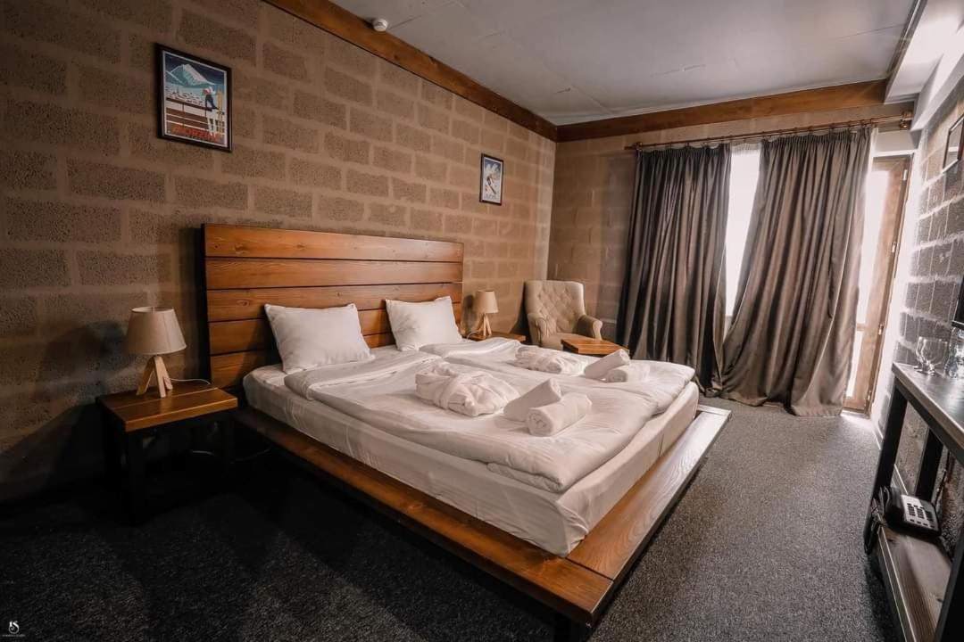 Alpine Lounge Boutique Hotel Kazbegi Dış mekan fotoğraf